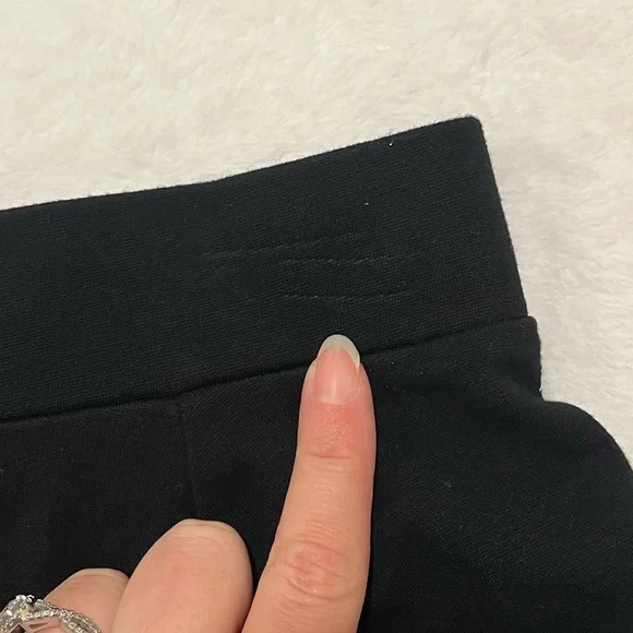 Black Divided Skirt - XS - Picture 6 of 6